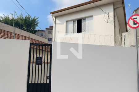 Fachada de casa à venda com 2 quartos, 180m² em Lapa de Baixo, São Paulo