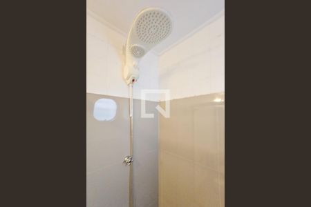 Banheiro de apartamento para alugar com 2 quartos, 70m² em Jardim Sao Miguel, Guarujá