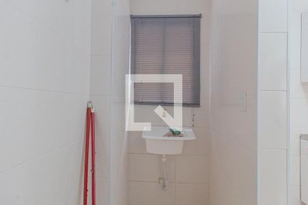 Área de Serviço de apartamento para alugar com 2 quartos, 42m² em Vila Sao Geraldo, São Paulo