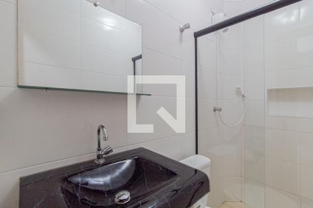 Banheiro de apartamento para alugar com 2 quartos, 42m² em Vila Sao Geraldo, São Paulo