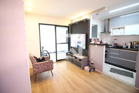 Sala de apartamento à venda com 2 quartos, 62m² em Continental, Osasco