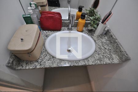 Lavabo de casa de condomínio para alugar com 3 quartos, 115m² em Vila Nova Mazzei, São Paulo