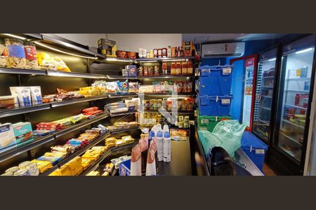 Mercadinho de kitnet/studio para alugar com 1 quarto, 25m² em Vila Andrade, São Paulo
