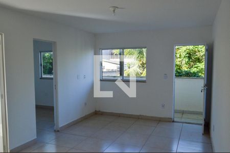 Sala de apartamento para alugar com 2 quartos, 53m² em Taquara, Rio de Janeiro