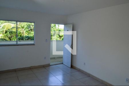 Sala de apartamento para alugar com 2 quartos, 53m² em Taquara, Rio de Janeiro