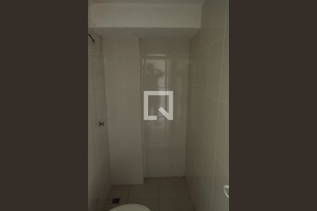 Banheiro de apartamento à venda com 2 quartos, 53m² em Taquara, Rio de Janeiro