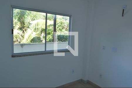 Quarto 1 de apartamento para alugar com 2 quartos, 53m² em Taquara, Rio de Janeiro