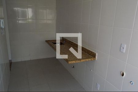Cozinha de apartamento à venda com 2 quartos, 53m² em Taquara, Rio de Janeiro