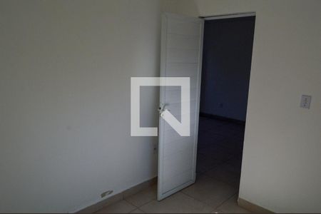 Quarto 2 de apartamento para alugar com 2 quartos, 53m² em Taquara, Rio de Janeiro