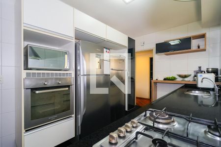 Cozinha de apartamento à venda com 4 quartos, 207m² em Parque do Morumbi, São Paulo