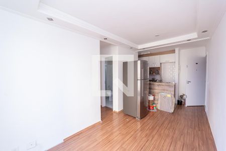 Sala de apartamento para alugar com 2 quartos, 48m² em Parque Paineiras, São Paulo