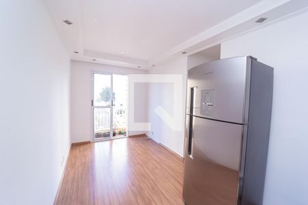 Sala de apartamento para alugar com 2 quartos, 48m² em Parque Paineiras, São Paulo
