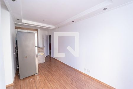 Sala de apartamento para alugar com 2 quartos, 48m² em Parque Paineiras, São Paulo