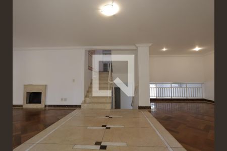 Sala de casa de condomínio à venda com 4 quartos, 567m² em Vila Sonia, São Paulo