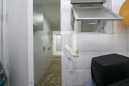 Área de Serviço de apartamento para alugar com 2 quartos, 67m² em Barra Funda, Guarujá