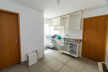 Sala/Cozinha de kitnet/studio para alugar com 1 quarto, 32m² em Jardim Oriental, São Paulo