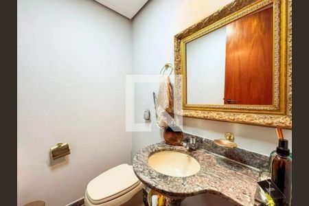 Banheiro de apartamento à venda com 4 quartos, 178m² em Vila Itapura, Campinas