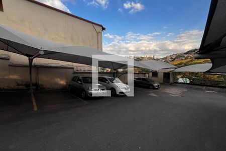 Garagem de apartamento à venda com 3 quartos, 77m² em Ouro Preto, Belo Horizonte