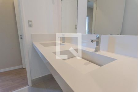 Banheiro Social de apartamento à venda com 3 quartos, 122m² em Jardim Paranapanema, Campinas