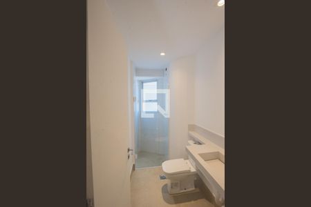 Banheiro Suíte de apartamento à venda com 3 quartos, 122m² em Jardim Paranapanema, Campinas