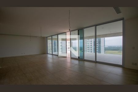 Sala de apartamento à venda com 4 quartos, 384m² em Barra da Tijuca, Rio de Janeiro