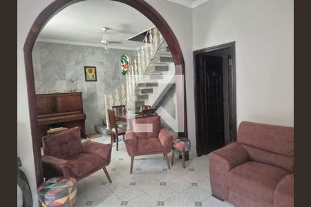 Casa à venda com 5 quartos, 200m² em Vista Alegre, Rio de Janeiro