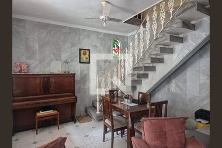 Casa à venda com 5 quartos, 200m² em Vista Alegre, Rio de Janeiro