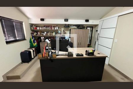 Casa à venda com 3 quartos, 141m² em Recreio dos Bandeirantes, Rio de Janeiro