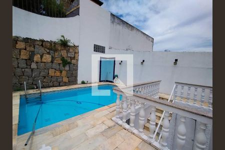 Casa à venda com 3 quartos, 239m² em Anil, Rio de Janeiro