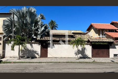 Casa à venda com 3 quartos, 150m² em Itaipu, Niterói