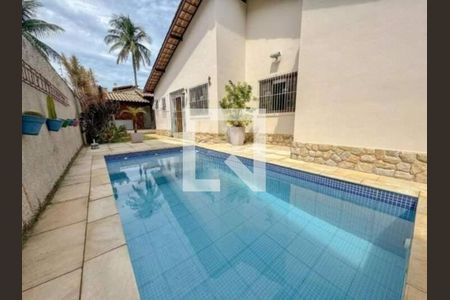 Casa à venda com 3 quartos, 150m² em Itaipu, Niterói