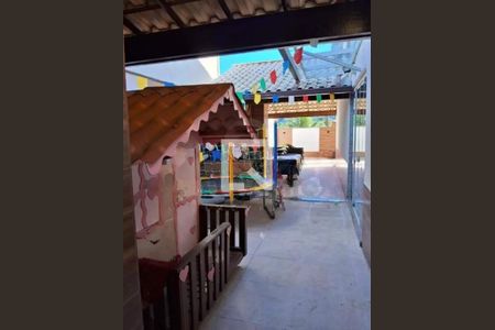 Casa à venda com 4 quartos, 158m² em Vargem Pequena, Rio de Janeiro