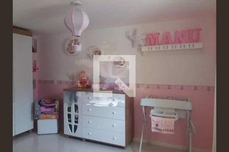 Casa à venda com 4 quartos, 158m² em Vargem Pequena, Rio de Janeiro