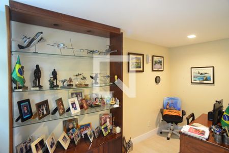 Escritório de apartamento à venda com 4 quartos, 295m² em Barra da Tijuca, Rio de Janeiro