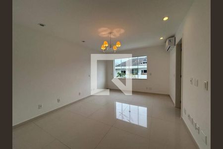 Casa à venda com 5 quartos, 850m² em Barra da Tijuca, Rio de Janeiro