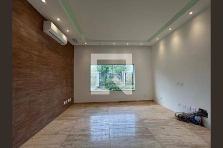 Casa à venda com 5 quartos, 850m² em Barra da Tijuca, Rio de Janeiro