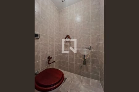 Lavabo de apartamento à venda com 4 quartos, 170m² em Leme, Rio de Janeiro