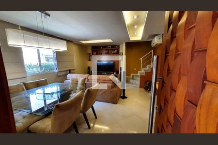 Casa à venda com 3 quartos, 201m² em Recreio dos Bandeirantes, Rio de Janeiro