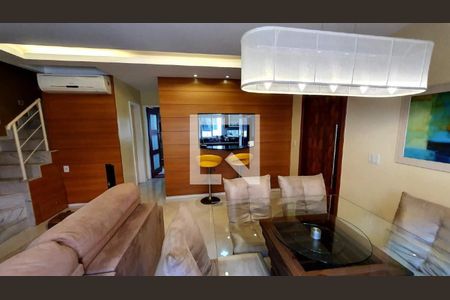 Casa à venda com 3 quartos, 201m² em Recreio dos Bandeirantes, Rio de Janeiro