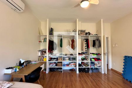 Quarto 1 de apartamento à venda com 4 quartos, 226m² em Copacabana, Rio de Janeiro