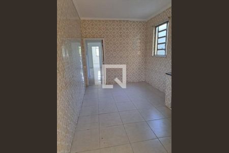 Casa à venda com 5 quartos, 340m² em Olaria, Rio de Janeiro