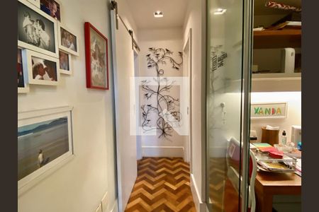 Corredor de apartamento à venda com 3 quartos, 146m² em Gávea, Rio de Janeiro