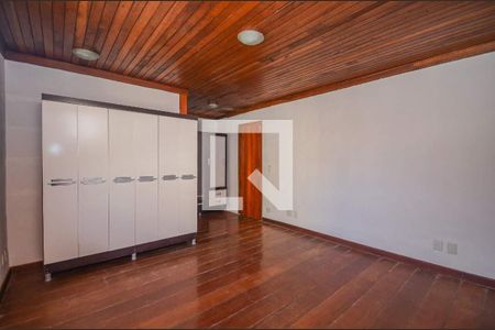 Casa à venda com 4 quartos, 216m² em Recreio dos Bandeirantes, Rio de Janeiro