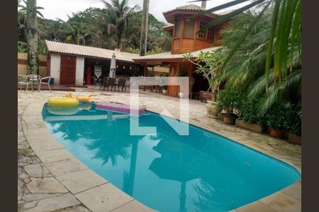 Casa à venda com 3 quartos, 400m² em Vargem Pequena, Rio de Janeiro