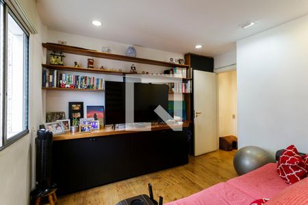 Quarto 1 de apartamento à venda com 4 quartos, 200m² em Itaim Bibi, São Paulo