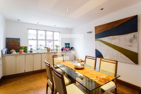 Sala de apartamento à venda com 4 quartos, 200m² em Itaim Bibi, São Paulo