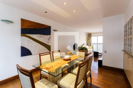 Sala de apartamento à venda com 4 quartos, 200m² em Itaim Bibi, São Paulo