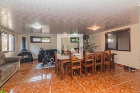 Casa à venda com 4 quartos, 290m² em Tristeza, Porto Alegre