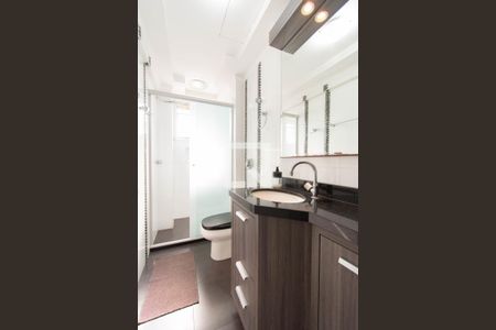 Banheiro 2 de apartamento à venda com 3 quartos, 117m² em Centro, Canoas