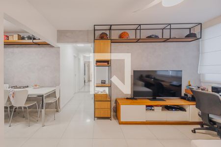 Sala de apartamento à venda com 2 quartos, 67m² em Pinheiros, São Paulo